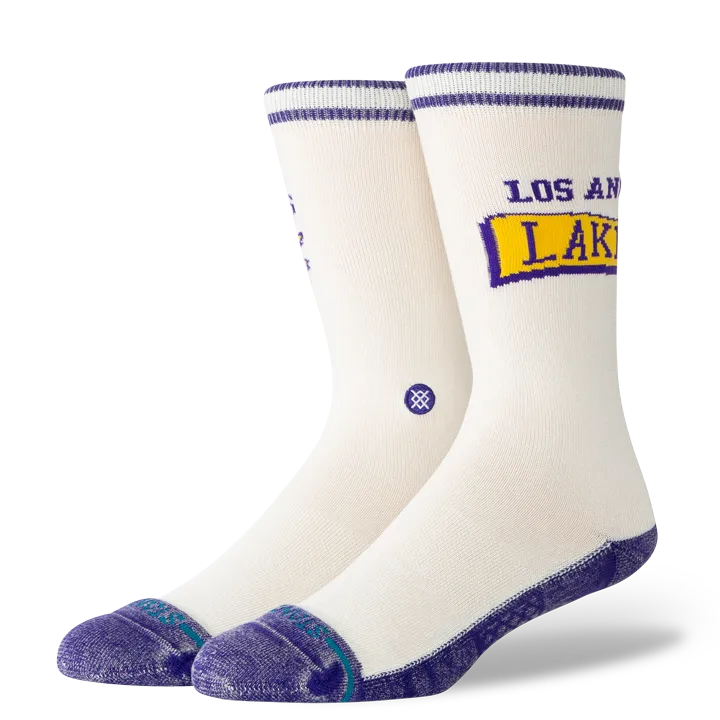 LAKERS VICTORY CREW
