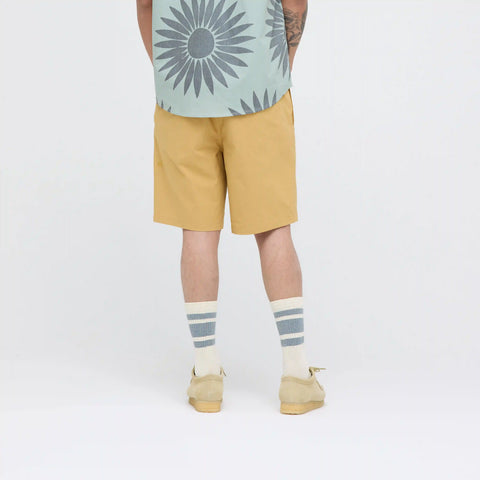 COMPOUND CHINO SHORT