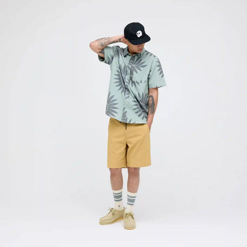 COMPOUND CHINO SHORT