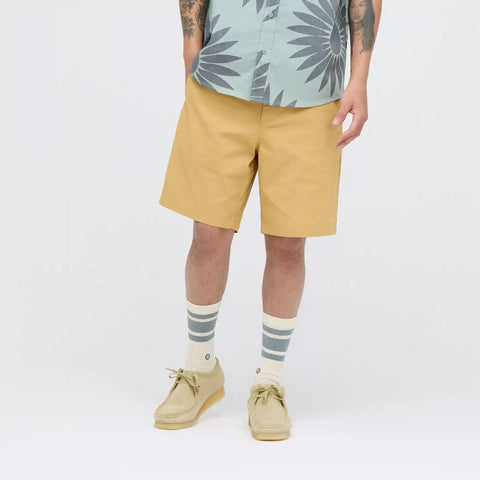 COMPOUND CHINO SHORT