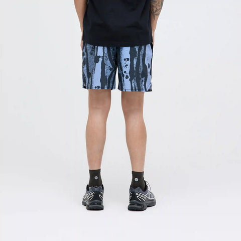 COMPLEX HYBRID SHORT 5 IN