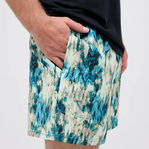 STRIKE SHORT